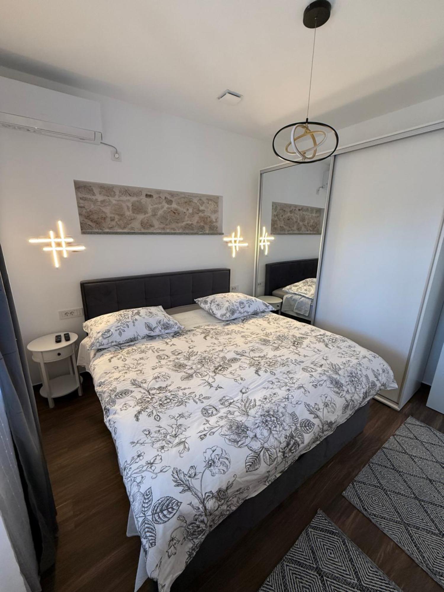 Apartment Batinica Šibenik Eksteriør billede