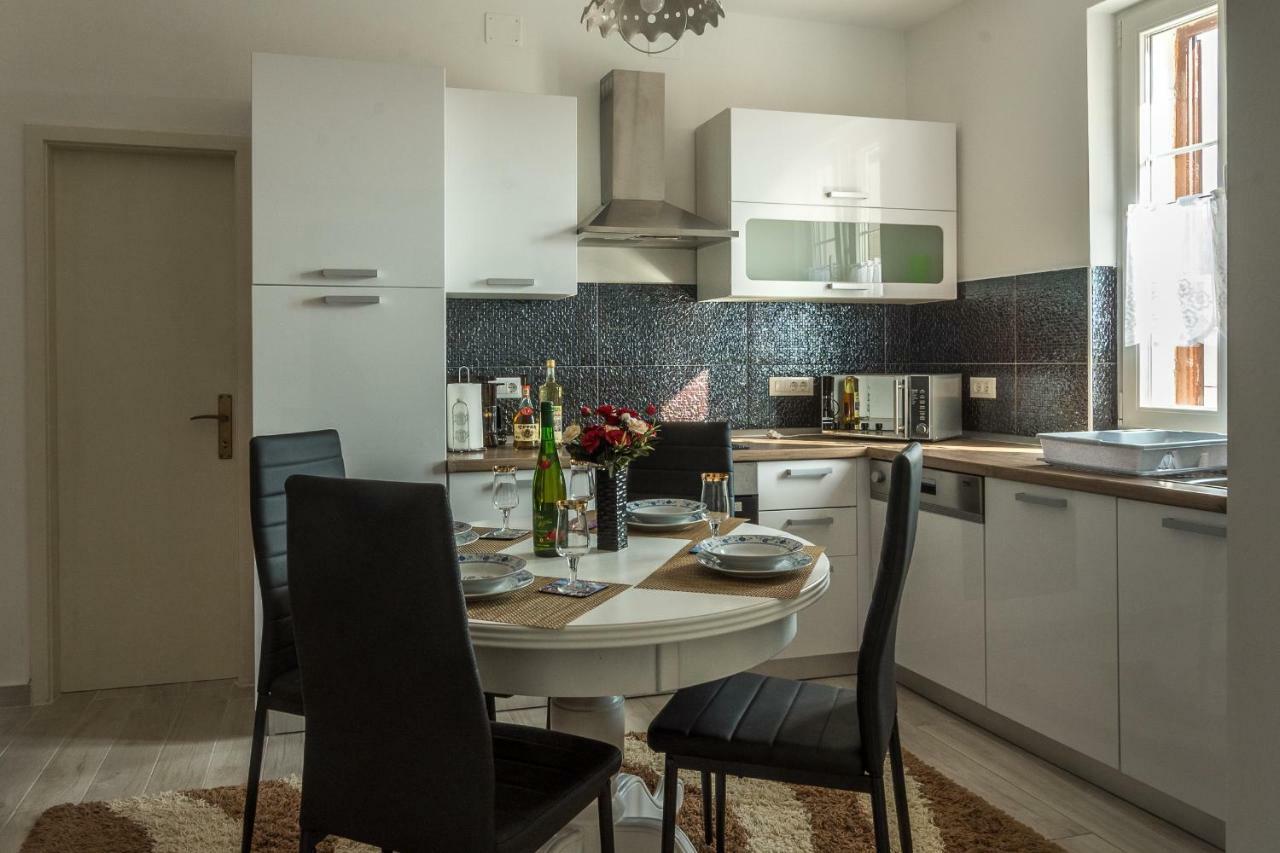 Apartment Batinica Šibenik Eksteriør billede